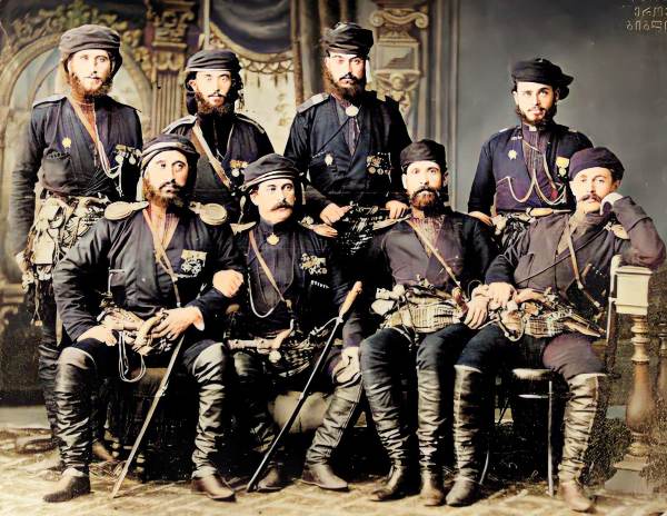 ნიკოლოზ დუმბაძე ანტონის ძე 1854-1927წწ გარდ. გენერალ ლეიტენატი, გარდ. ვლადივასტოკი (რუსეთი), დაბ. სოფ. შემოქმედი ოზურგეთი გურია